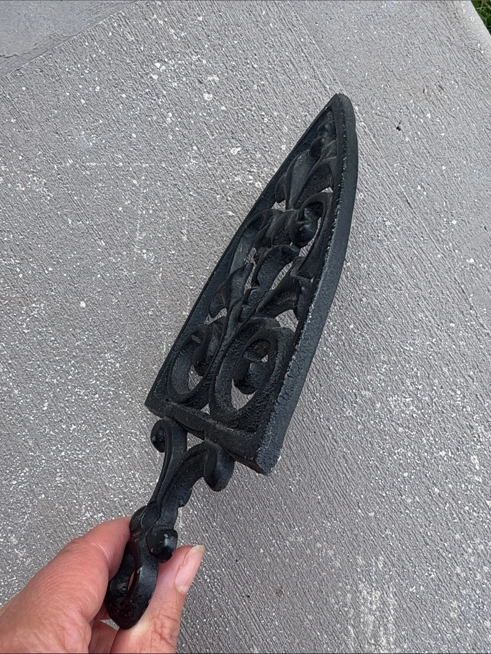 Vintage Black Ornate Wall Hook Plaque